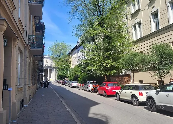 Heynow Apartment